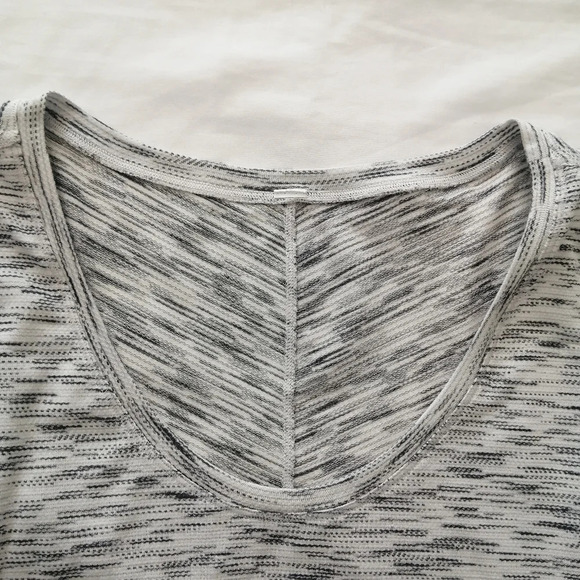 Lululemon Meant To Move Long Sleeve in Tiger  Space Dye Black White Small (4/6) - Picture 13 of 16